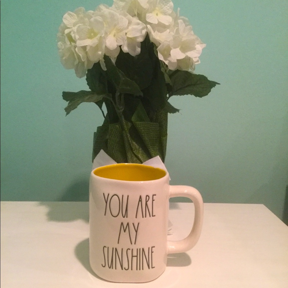 Rae Dunn “YOU ARE MY SUNSHINE” coffee/tea mug